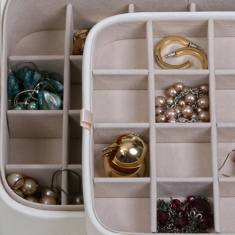 Lila Forty-Eight Section Jewelry Box in Ivory Faux Leather