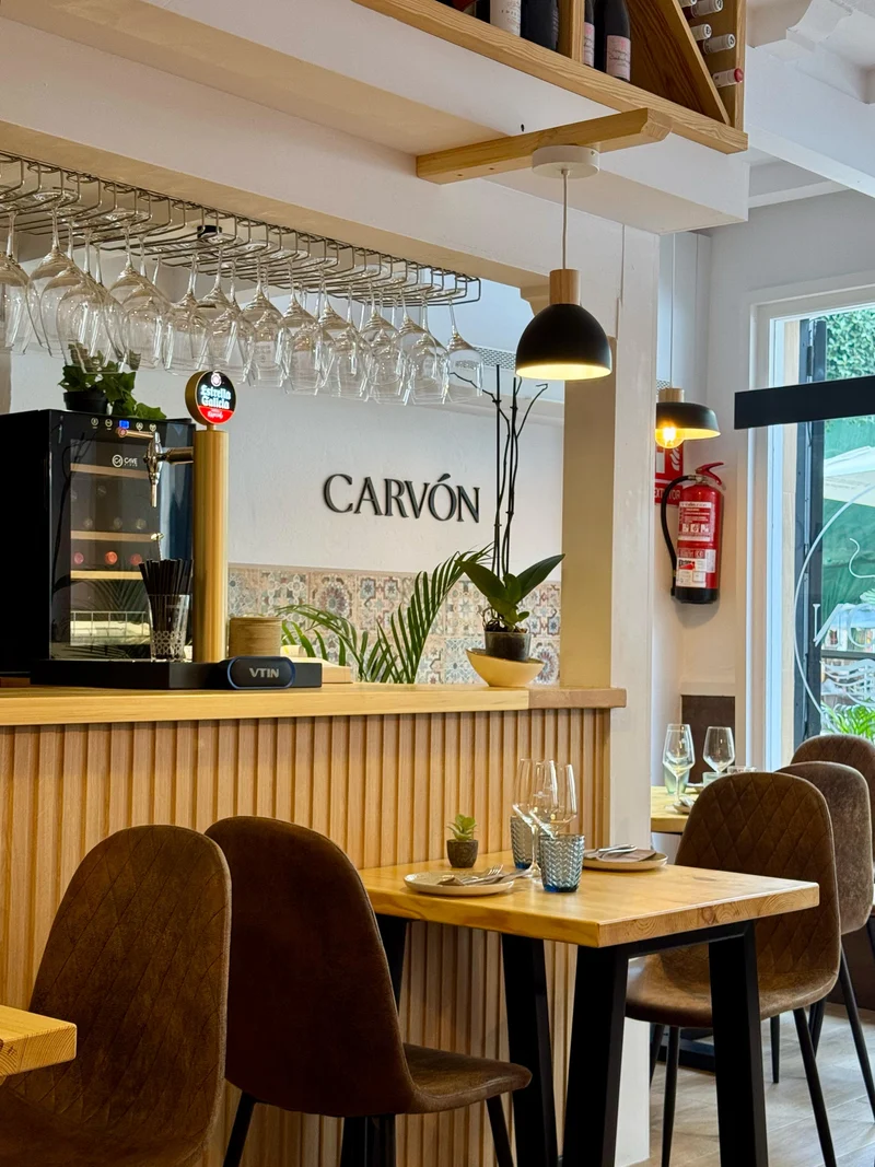 Carvón