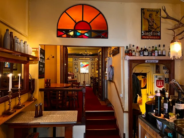 Wine Gallery & Café NÖ!