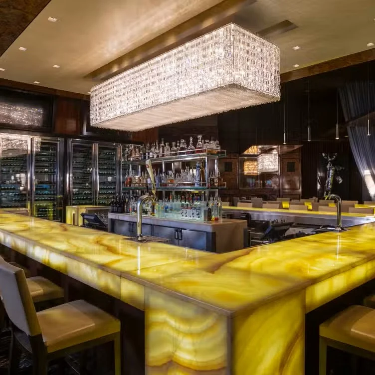 Hank's Fine Steaks & Martinis