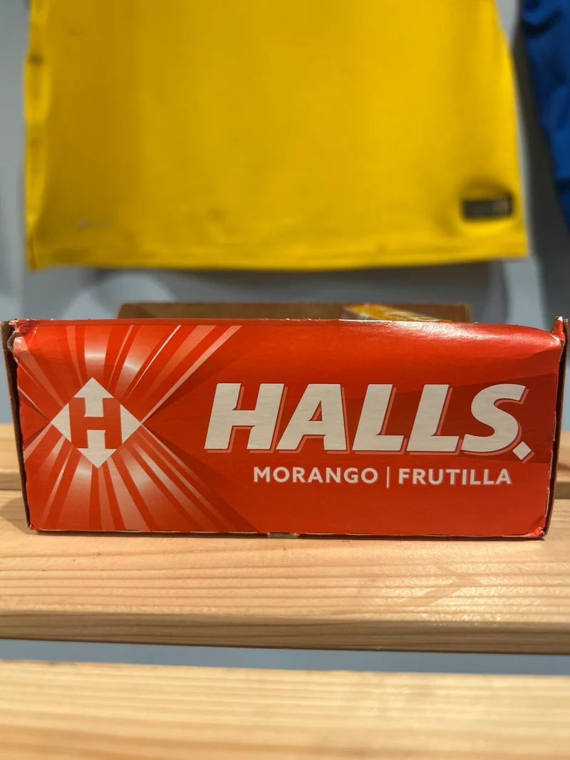 Bonbon aux fraises - (Bala Morango) - HALLS - 28g