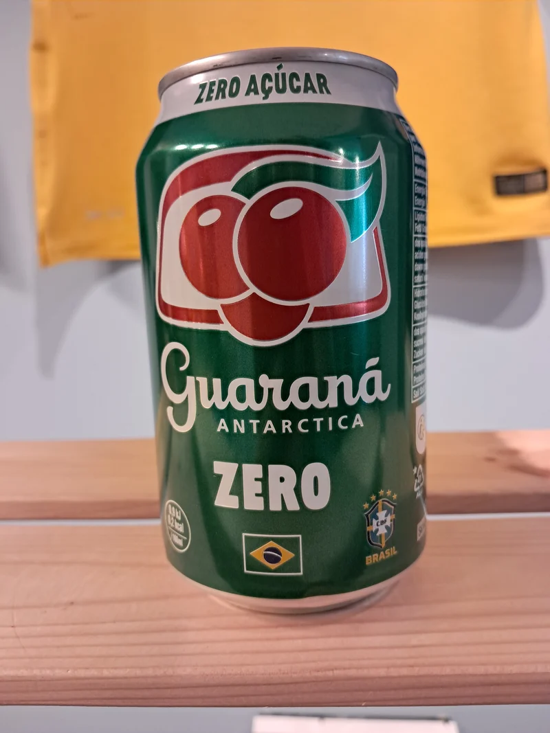 Soda brésilien au Guaraná sans sucre (Guaraná Antarctica zero) – Pack 6 x 330ml